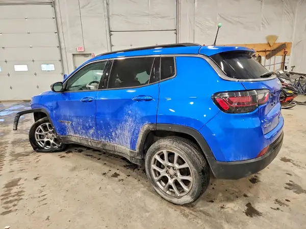 3C4NJDFB1NT169800 2022 JEEP COMPASS - Image 2