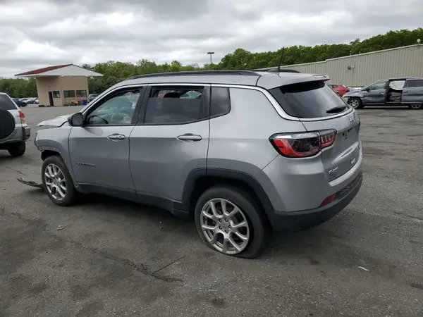 3C4NJDFB2NT103580 2022 JEEP COMPASS - Image 2
