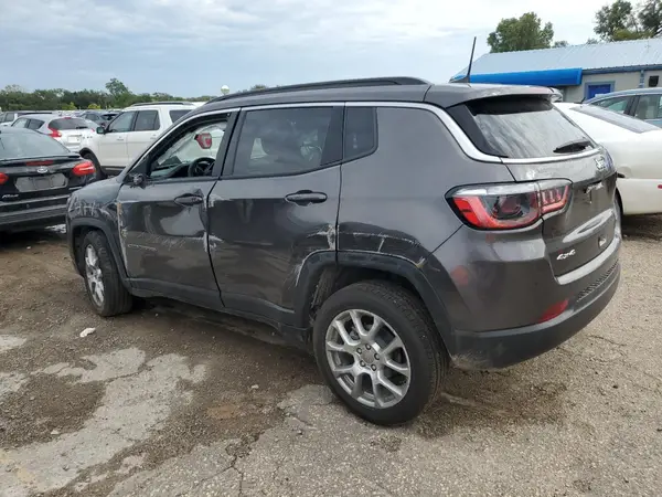 3C4NJDFB2NT112330 2022 JEEP COMPASS - Image 2