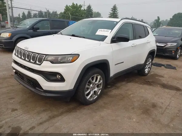 3C4NJDFB2NT128138 2022 JEEP COMPASS - Image 2