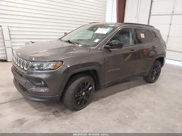 3C4NJDFB2NT131850 2022 JEEP COMPASS - Image 2
