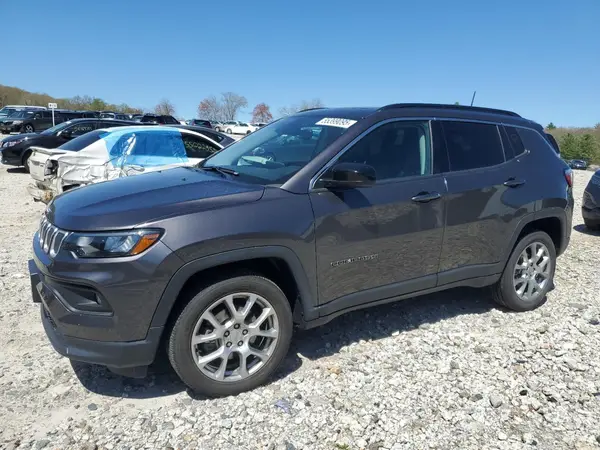 3C4NJDFB2NT164072 2022 JEEP COMPASS - Image 1