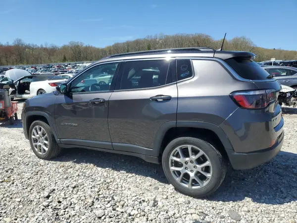 3C4NJDFB2NT164072 2022 JEEP COMPASS - Image 2