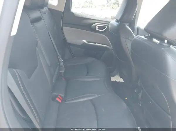 3C4NJDFB2NT177307 2022 JEEP COMPASS - Image 8