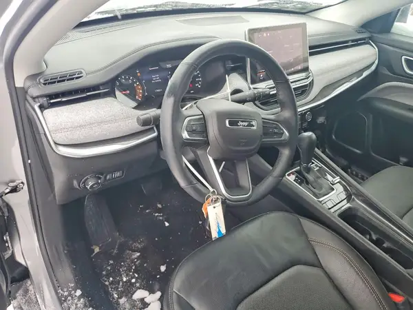 3C4NJDFB3NT208046 2022 JEEP COMPASS - Image 8
