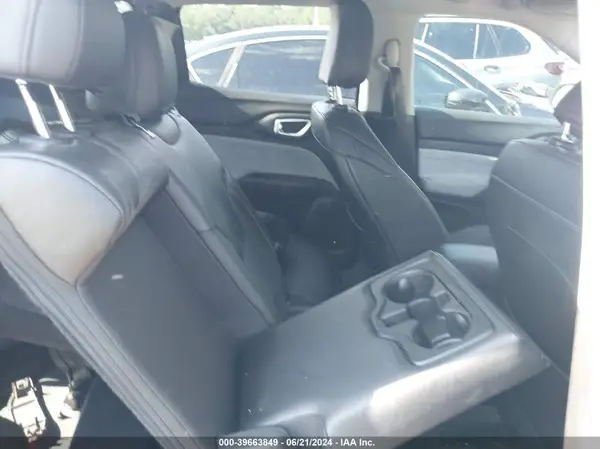3C4NJDFB3NT222237 2022 JEEP COMPASS - Image 8