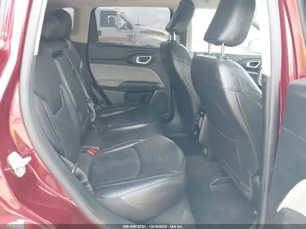 3C4NJDFB4NT109039 2022 JEEP COMPASS - Image 8