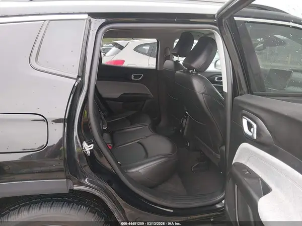 3C4NJDFB4NT178359 2022 JEEP COMPASS - Image 8