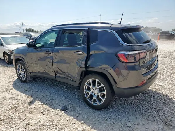 3C4NJDFB4NT185506 2022 JEEP COMPASS - Image 2