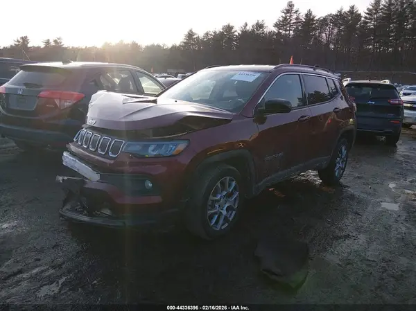 3C4NJDFB4NT213031 2022 JEEP COMPASS - Image 2