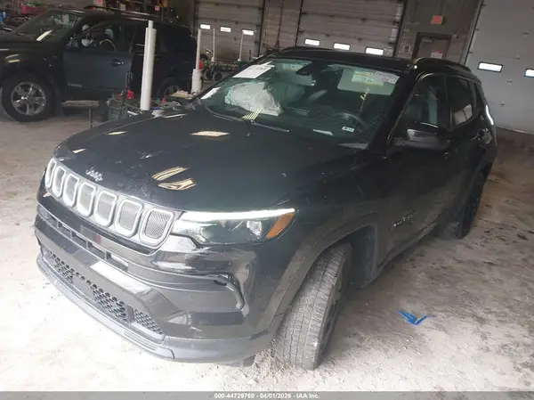3C4NJDFB5NT128280 2022 JEEP COMPASS - Image 2