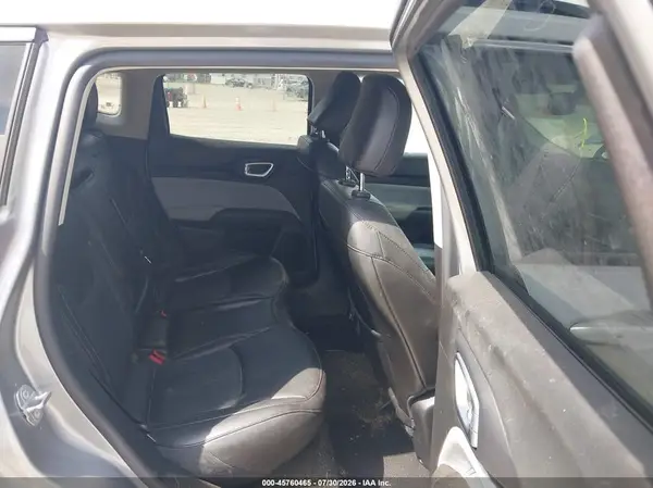 3C4NJDFB5NT135908 2022 JEEP COMPASS - Image 8