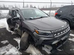 3C4NJDFB5NT224135 2022 JEEP COMPASS