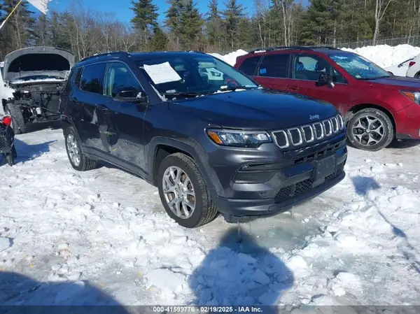 3C4NJDFB6NT144469 2022 JEEP COMPASS - Image 1