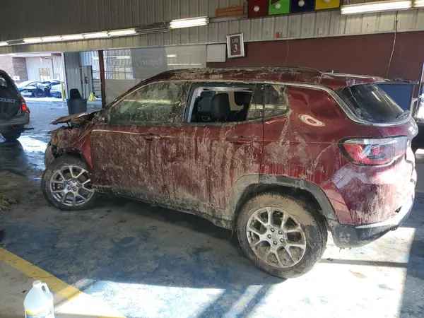 3C4NJDFB6NT149896 2022 JEEP COMPASS - Image 2