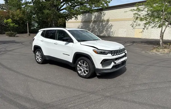 3C4NJDFB6NT164933 2022 JEEP COMPASS - Image 1