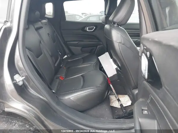 3C4NJDFB7NT179165 2022 JEEP COMPASS - Image 8