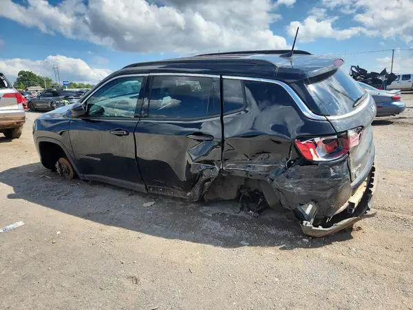 3C4NJDFB7NT184432 2022 JEEP COMPASS - Image 2