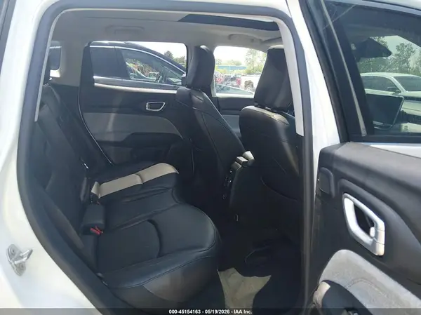 3C4NJDFB7NT236352 2022 JEEP COMPASS - Image 8