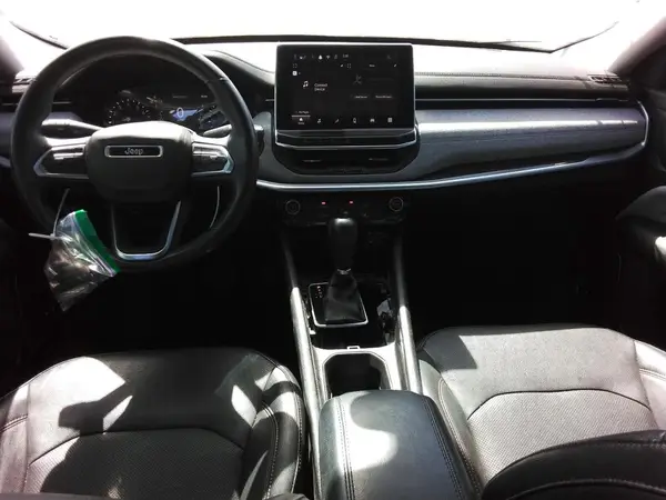 3C4NJDFB8NT165968 2022 JEEP COMPASS - Image 8