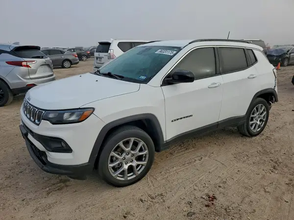 3C4NJDFB8NT186321 2022 JEEP COMPASS - Image 1