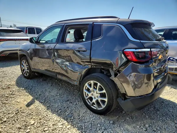 3C4NJDFBXNT128419 2022 JEEP COMPASS - Image 2