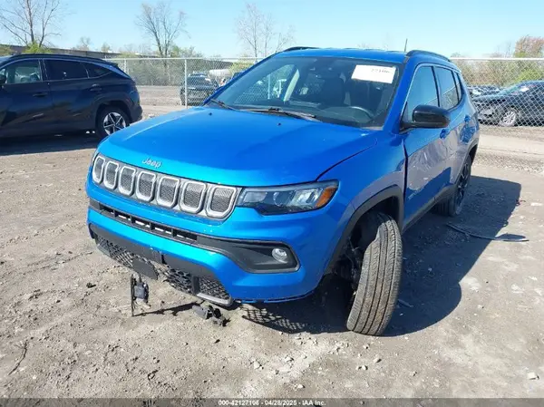3C4NJDFBXNT129487 2022 JEEP COMPASS - Image 2