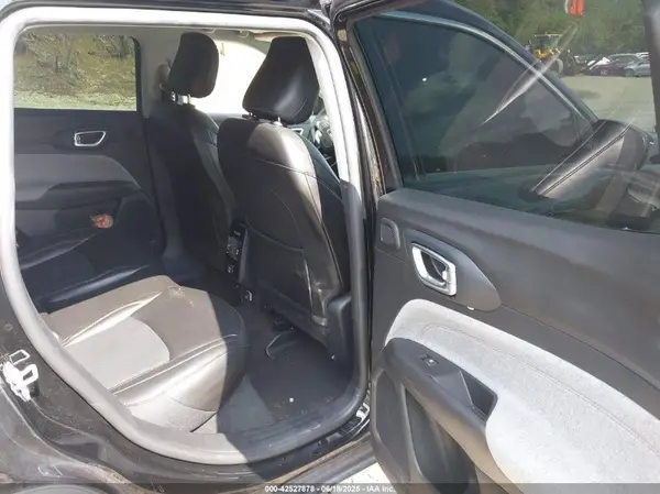 3C4NJDFBXNT141932 2022 JEEP COMPASS - Image 8