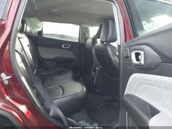 3C4NJDFBXNT183064 2022 JEEP COMPASS - Image 8