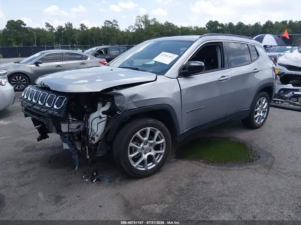 3C4NJDFBXNT221649 2022 JEEP COMPASS - Image 2
