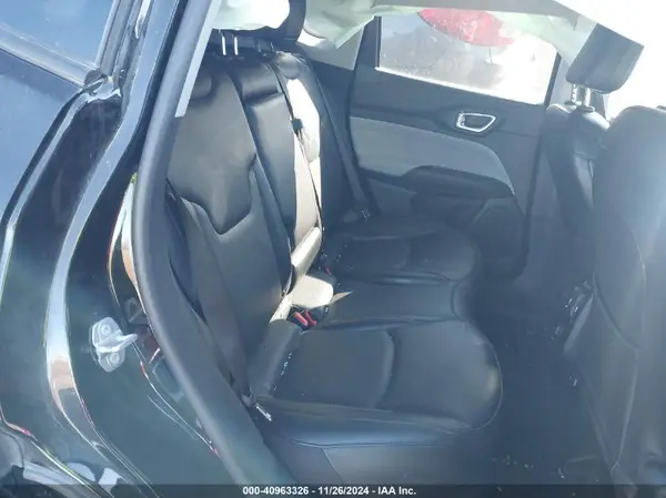 3C4NJDFBXNT224650 2022 JEEP COMPASS - Image 8