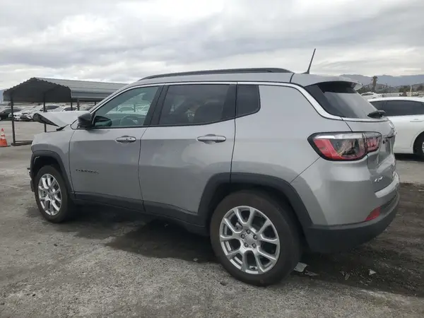 3C4NJDFN0PT501447 2023 JEEP COMPASS - Image 2