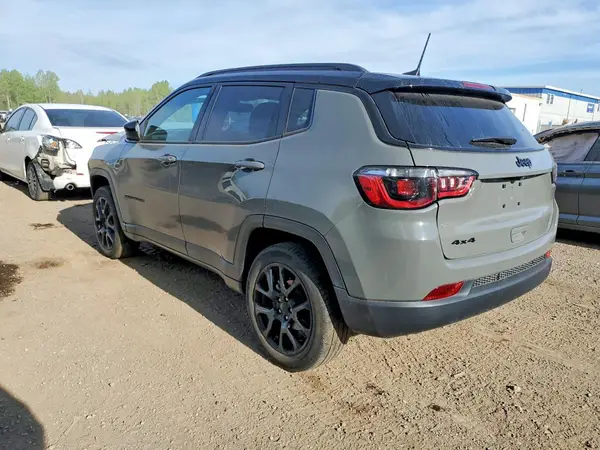 3C4NJDFN0PT508804 2023 JEEP COMPASS - Image 2