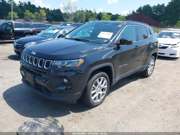 3C4NJDFN0PT546629 2023 JEEP COMPASS - Image 2