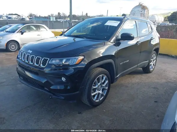 3C4NJDFN0RT106610 2024 JEEP COMPASS - Image 2