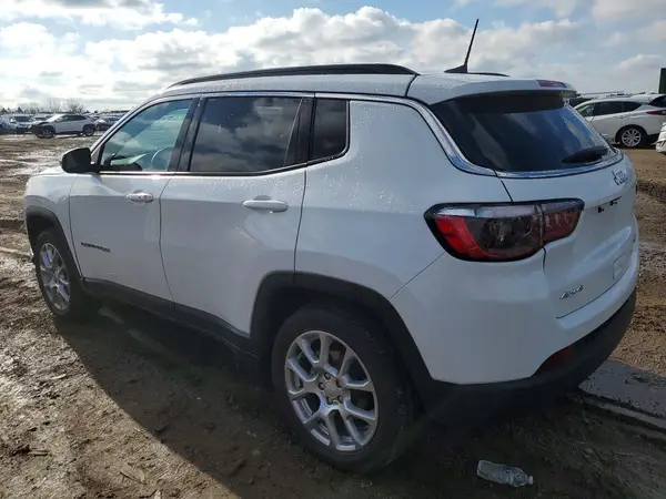 3C4NJDFN0RT166113 2024 JEEP COMPASS - Image 2