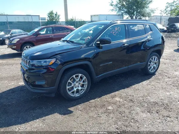 3C4NJDFN1PT558725 2023 JEEP COMPASS - Image 2