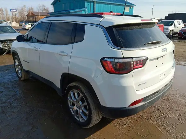 3C4NJDFN2PT520808 2023 JEEP COMPASS - Image 2