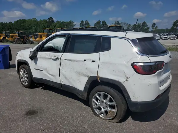 3C4NJDFN3PT570990 2023 JEEP COMPASS - Image 2