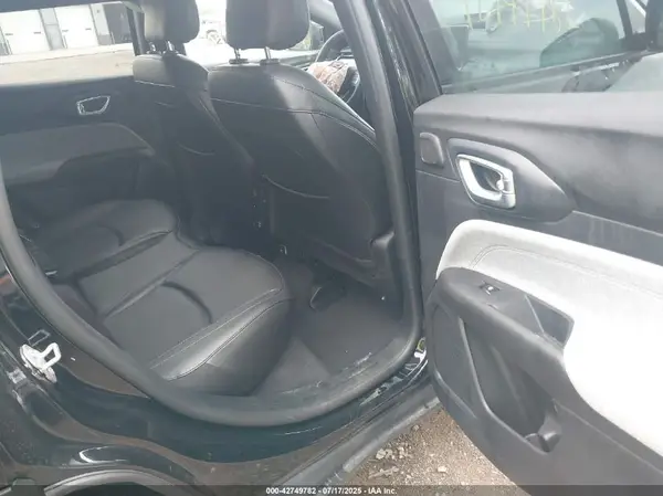 3C4NJDFN3RT124051 2024 JEEP COMPASS - Image 8