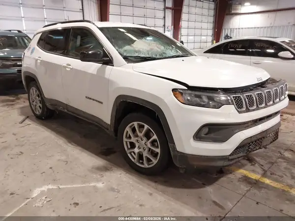3C4NJDFN4PT503816 2023 JEEP COMPASS - Image 1