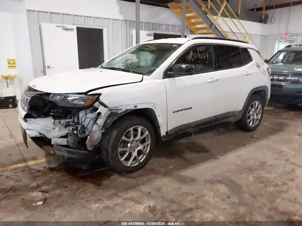3C4NJDFN4PT503816 2023 JEEP COMPASS - Image 2