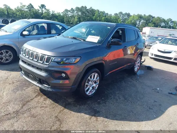 3C4NJDFN4PT521605 2023 JEEP COMPASS - Image 2