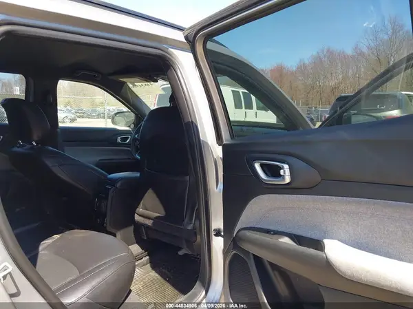 3C4NJDFN4PT557102 2023 JEEP COMPASS - Image 8