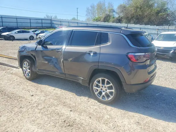 3C4NJDFN4PT563434 2023 JEEP COMPASS - Image 2