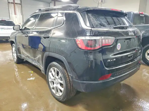3C4NJDFN5PT532578 2023 JEEP COMPASS - Image 2