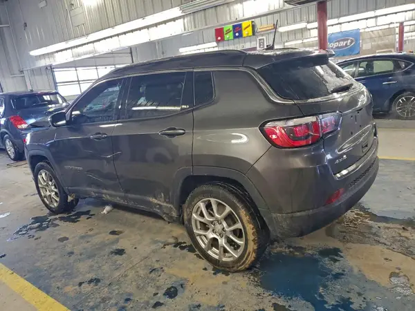 3C4NJDFN5PT540034 2023 JEEP COMPASS - Image 2