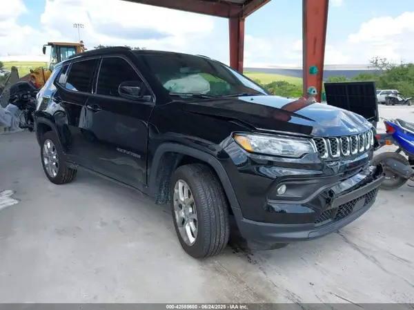 3C4NJDFN5RT104769 2024 JEEP COMPASS - Image 1