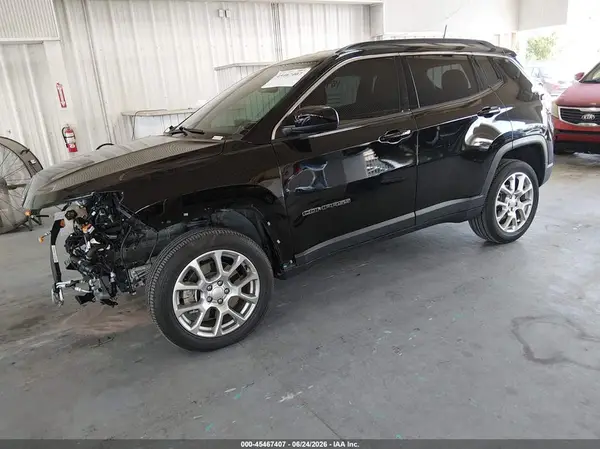3C4NJDFN5RT140929 2024 JEEP COMPASS - Image 2