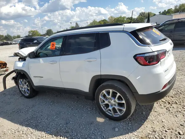 3C4NJDFN5RT152000 2024 JEEP COMPASS - Image 2